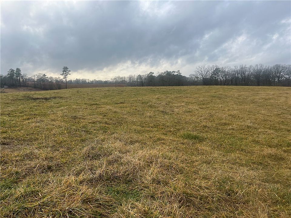 2nd image of 1401 Crestview Rd