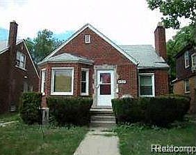 2nd image of 8327 Carlin St