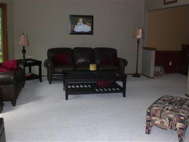 2nd image of 21092 Montclare Blvd