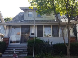 927 Dan St, Akron, OH 44310