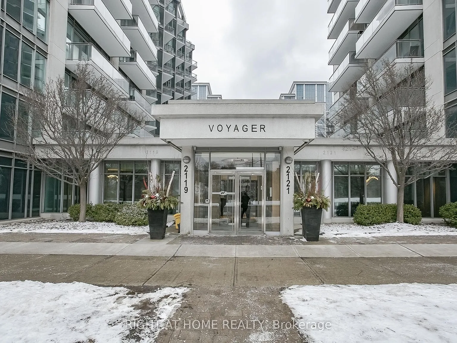 2 bed, $3,400 — Photo 2
