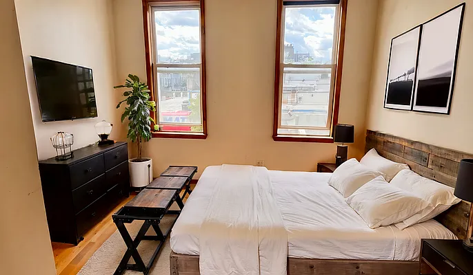 Rented by Nooklyn NYC LLC | media 7