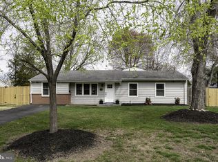 8117 Norwood Dr, Alexandria, VA 22309