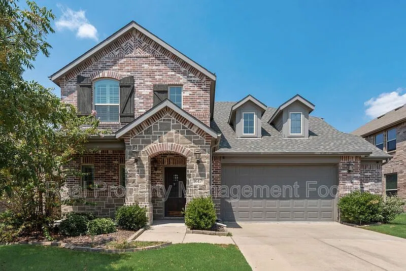 1617 Spoonbill Dr