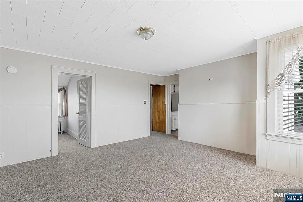 2 bed, 1.0 bath, $2,700 — Photo 4