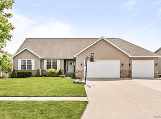 147 Liberty Ave, Marysville, MI 48040