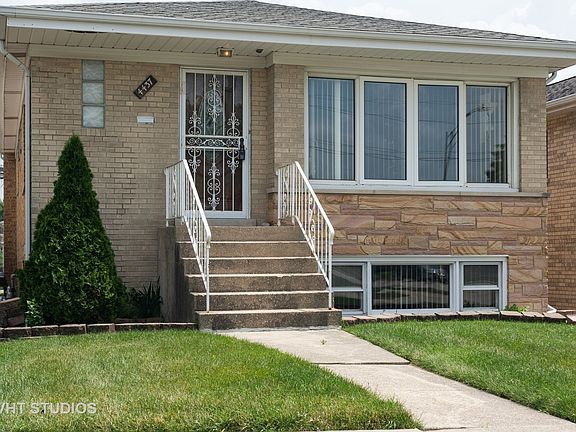 2nd image of 4437 N Sayre Ave