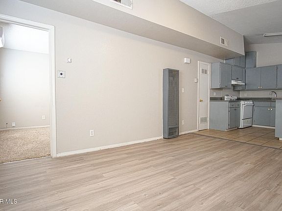 3rd image of 3403 Pershing Dr APT 5