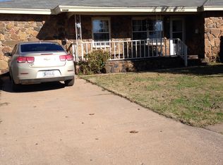 1229 Karen Dr, Altus, OK 73521