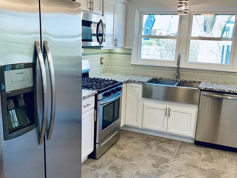 1409 Dauphin Ave — Photo 25