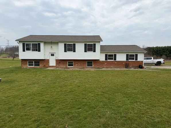 5223 Streeter Rd #5223, Mantua, OH 44255