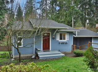 3654 Harper St, Clinton, WA 98236