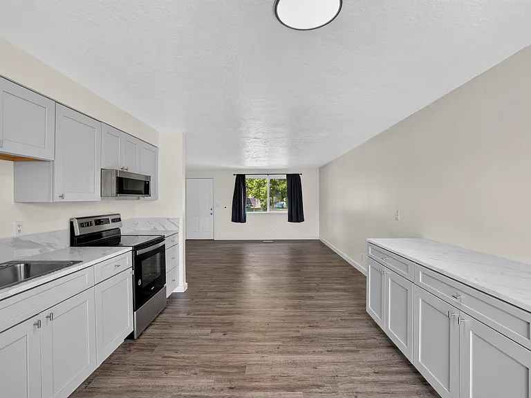 3650 S Law Ave — Photo 13
