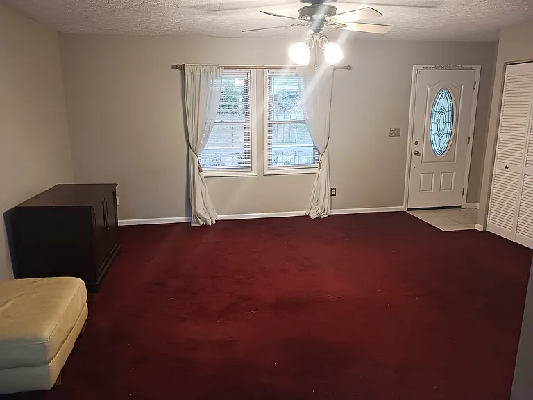 428 Brown St — Photo 2