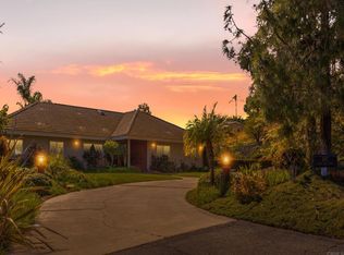 897 Quail Hill Rd, Fallbrook, CA 92028