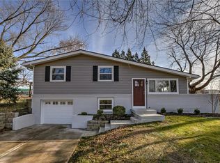 6800 NW 77th St, Kansas City, MO 64152