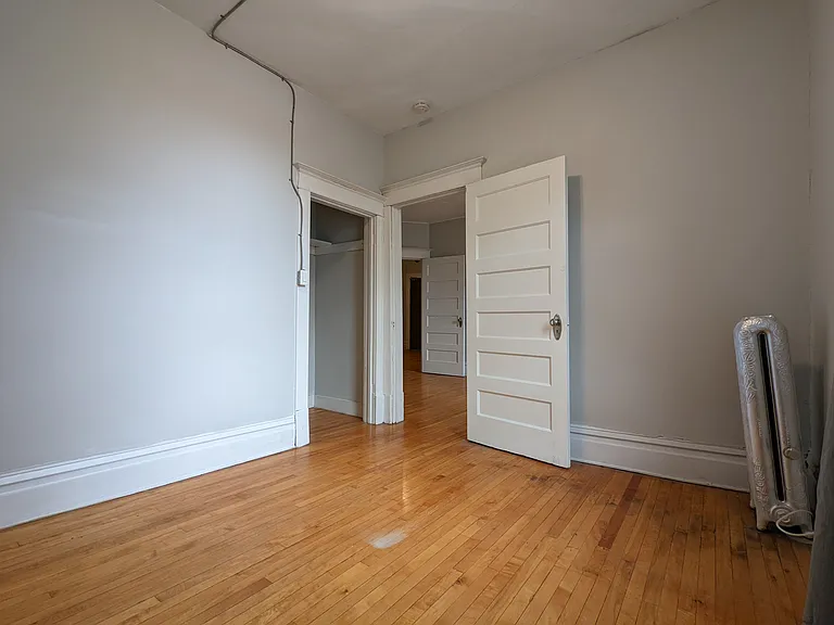 280 River Ave — Photo 17