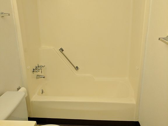 3rd image of 15 Boulder Dr #496a9f063