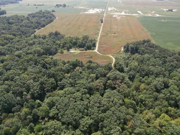 0 N 2250th St, Saint Elmo, IL 62458