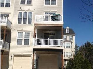 5645 Harrington Falls Ln #T, Alexandria, VA 22312