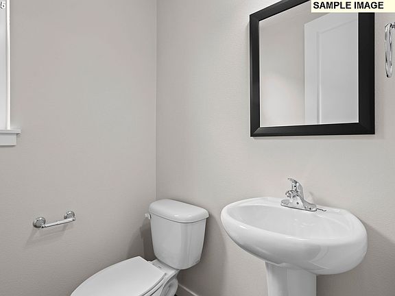 4th image of 2237 Ash St Lot 85