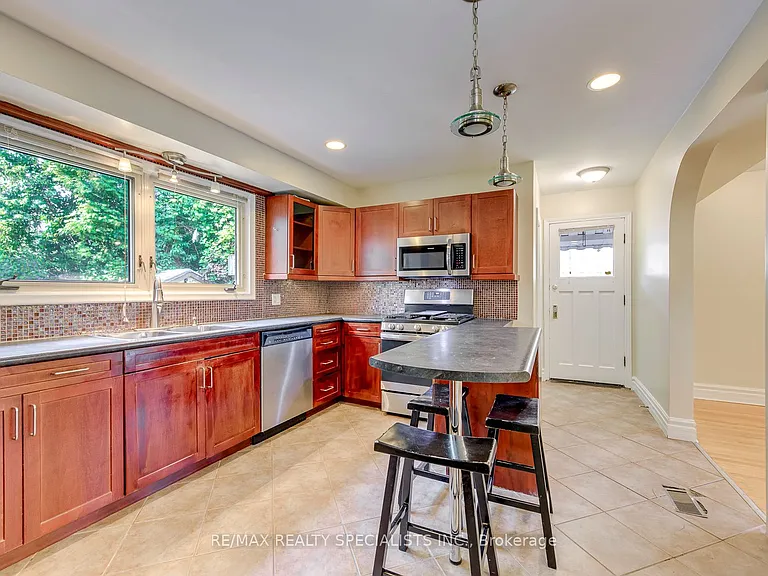 59 Ofield Rd — Photo 14