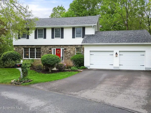307 Stoney Creek Rd, Clarks Summit, PA 18411