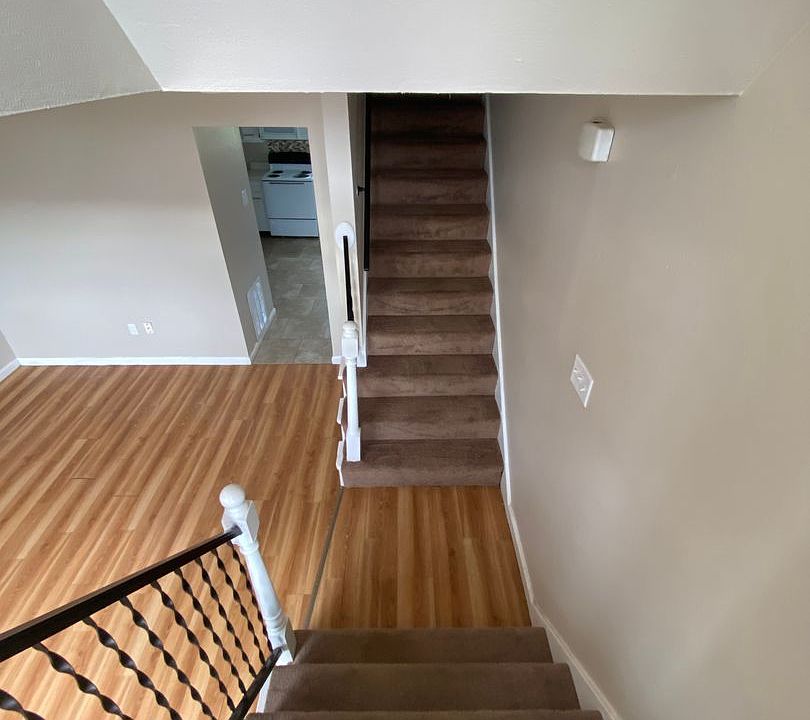 1st image of 605 Blumhoff Ave #619