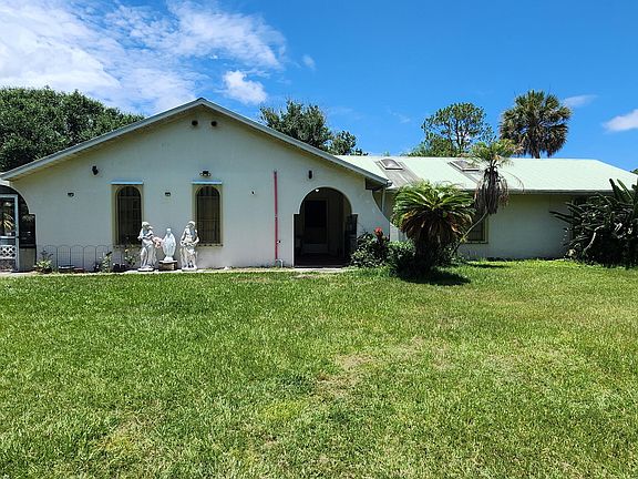 4th image of 6870 Crepe Myrtle Dr