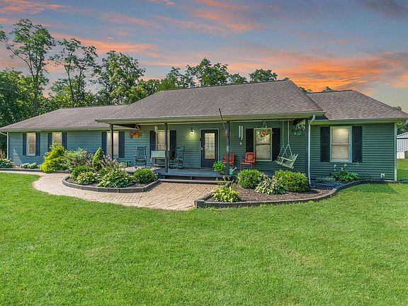 2nd image of 7559 Tucker Rd