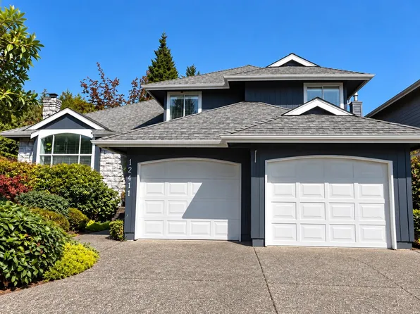 12411 Ocean Breeze Pl, Surrey, BC V4A 9K3