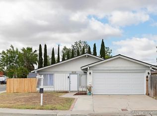 8623 Aquarius Dr SW #7, San Diego, CA 92126