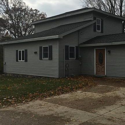 3rd image of 1020 Yeomans St