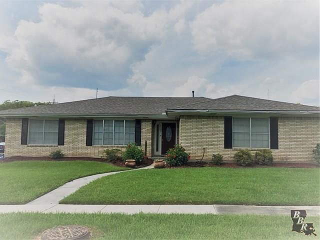 1st image of 1701 Elk St