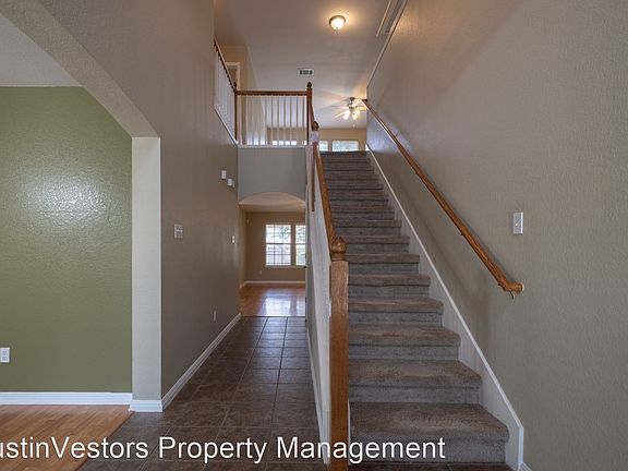 2nd image of 1226 Parker Pl