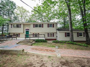 11 Riverside Dr, Rochester, NH 03867