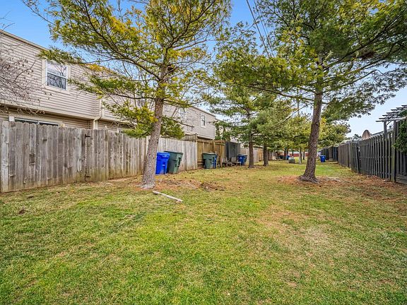5th image of 779 Cap Ln #20