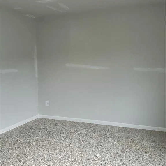 121 Valimar Dr — Photo 14