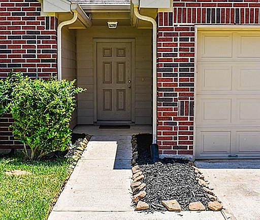 3rd image of 7023 Twin Creek Dr