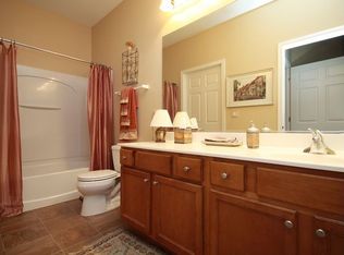 1101 Barkston Ln, Aurora, IL 60502