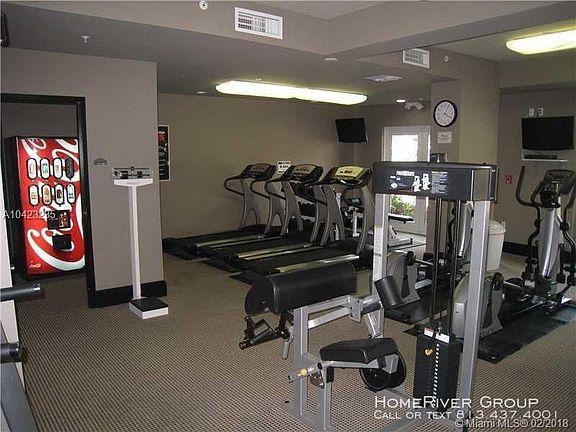 2nd image of 3001 NE 185th St APT 601