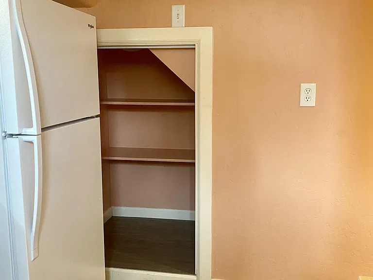 116 S Fern St #B — Photo 15