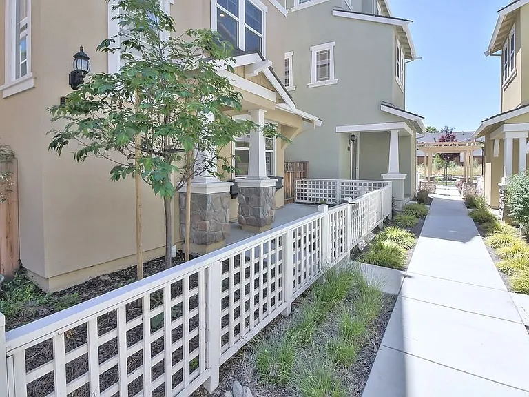 2913 Pescadero Ter — Photo 27