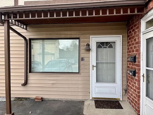 372 Washington Ave