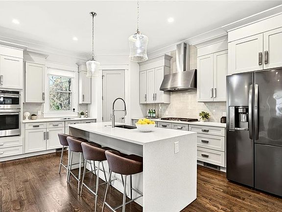 5th image of 5989 Kenn Manor Way