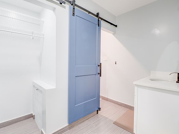 2nd image of 4546 SE 31st Pl #1