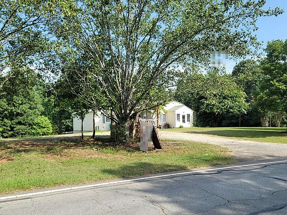 3rd image of 252 Friendship Rd