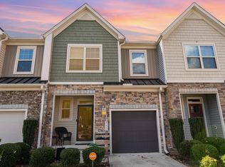 117 Hill Shore Ln, Clayton, NC 27527