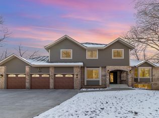 11404 Knollwood Ct NE, Blaine, MN 55449