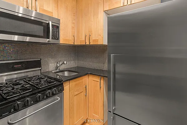 Sold by Town Residential | media 8